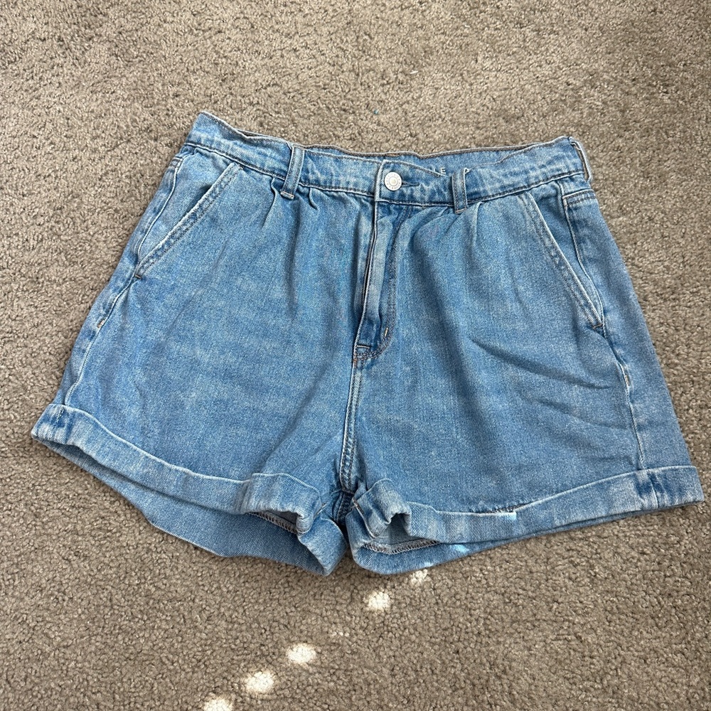 AMERICAN EAGLE MOM SHORT